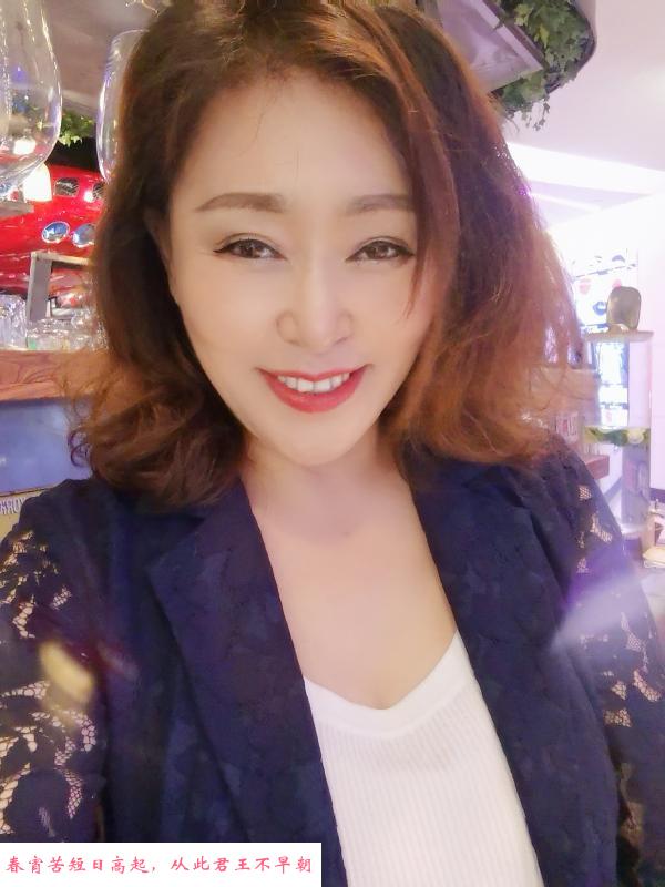 骚的大奶熟女 第1张