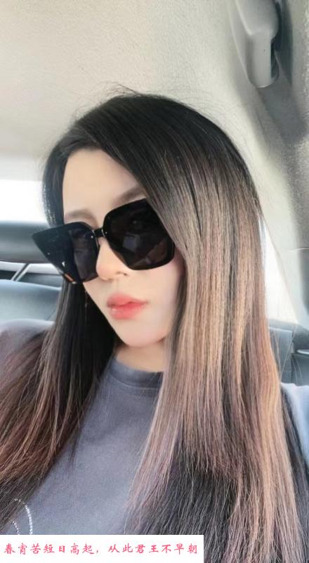 汉口车模琦琪 第2张