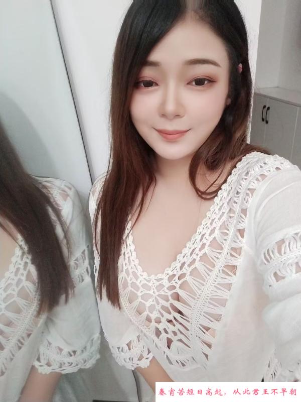 爆乳小鱼 第1张