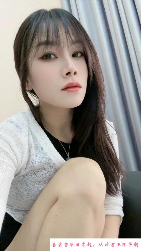天心丝袜服务系妹子 第1张