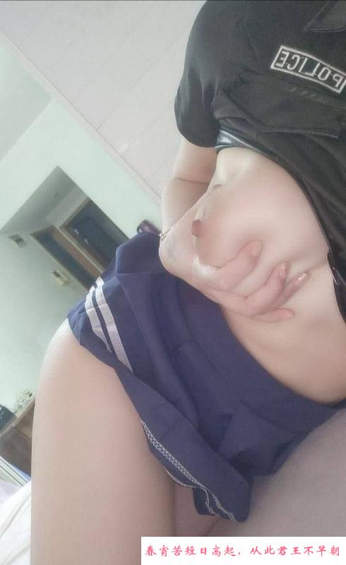 轻熟制服少妇 第2张