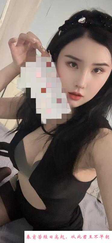 美妙绝伦模特月亮 第1张