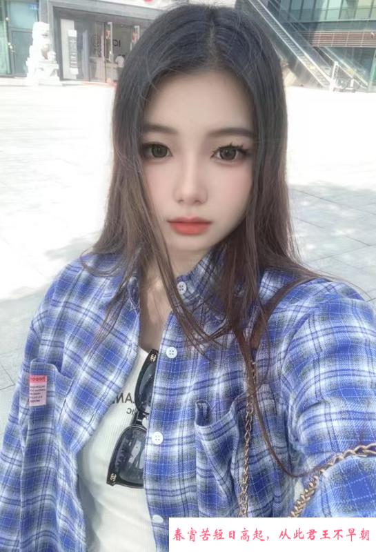 蜜桃臀妹子懒懒 第2张