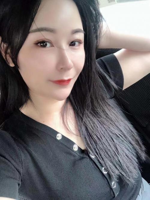 金枫路楼凤少妇 第1张