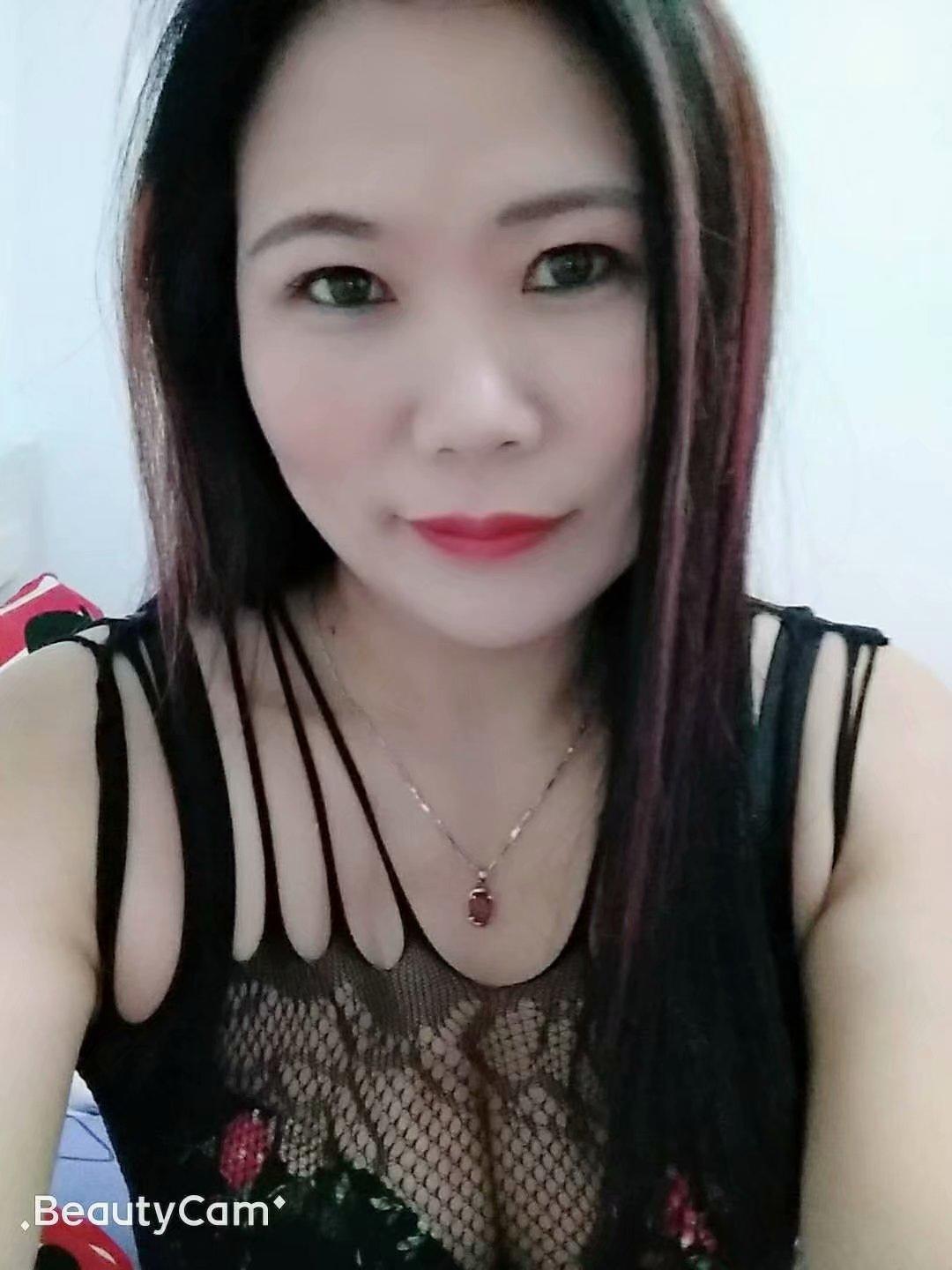 气质熟女西西 第2张