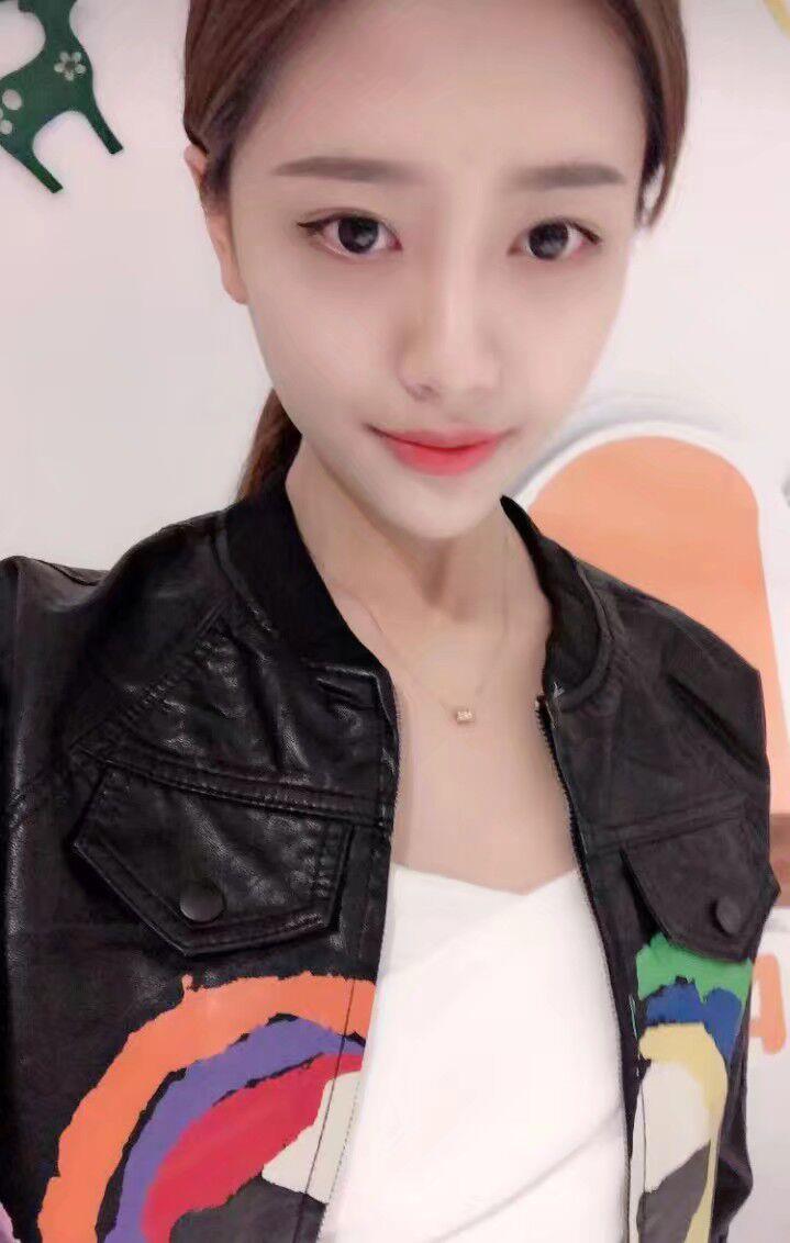 南山小可爱:大奶长腿嫩妹一枚,服务主动热情骚 第1张