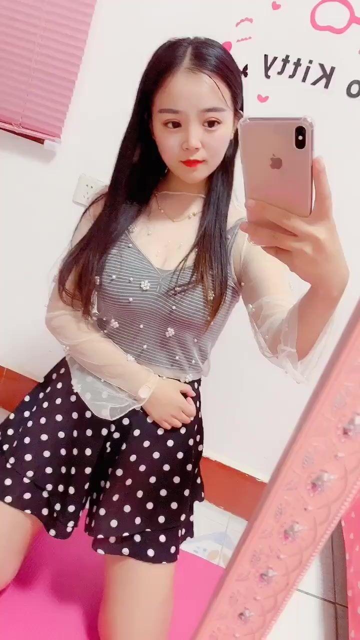 18岁粉嫩的小辣妹，内壁粉红色 第1张