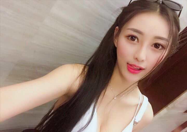 2020年9月13女神级别的颜值安吉拉 第2张