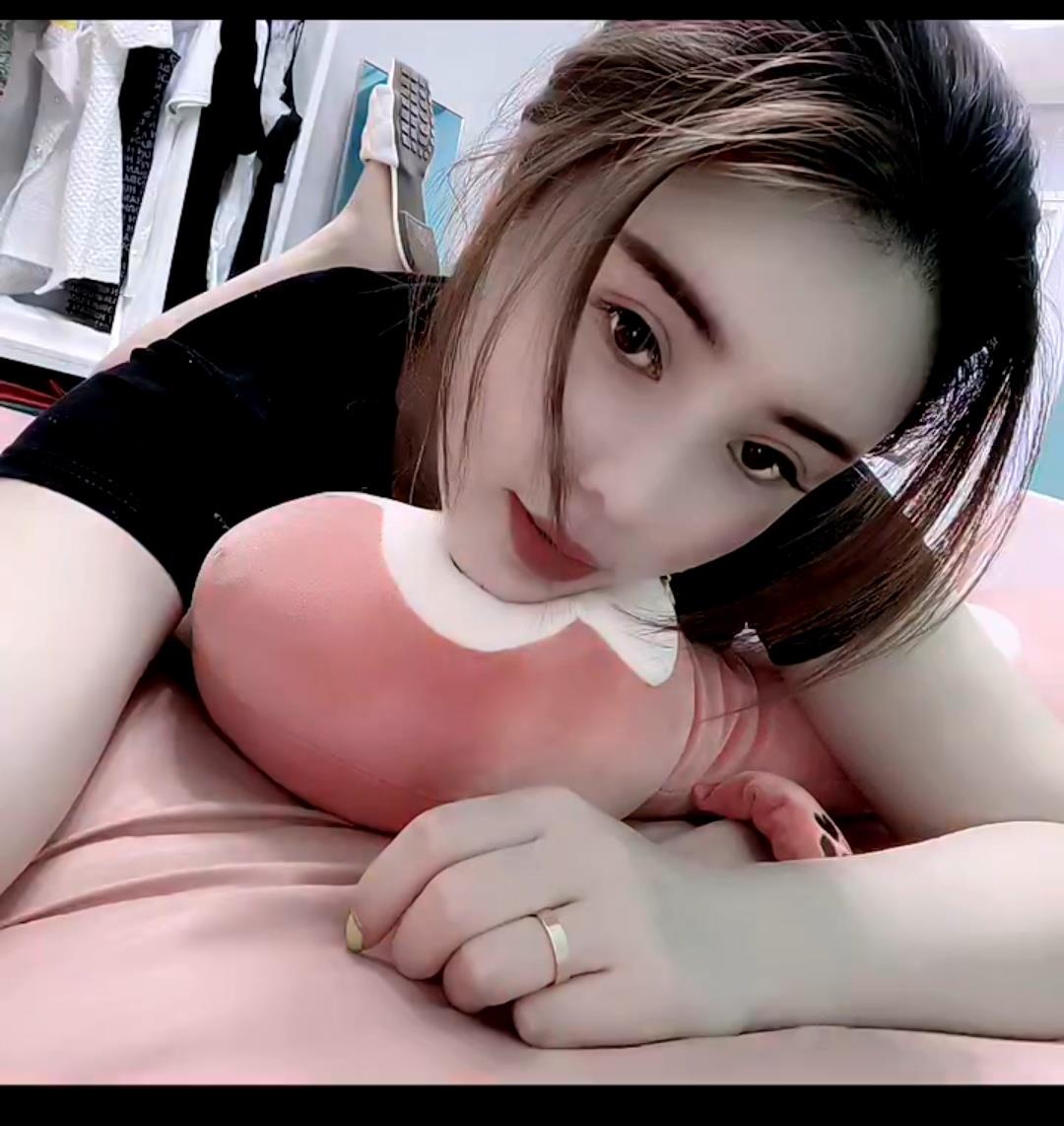 沙尾白嫩高挑丹丹 第1张