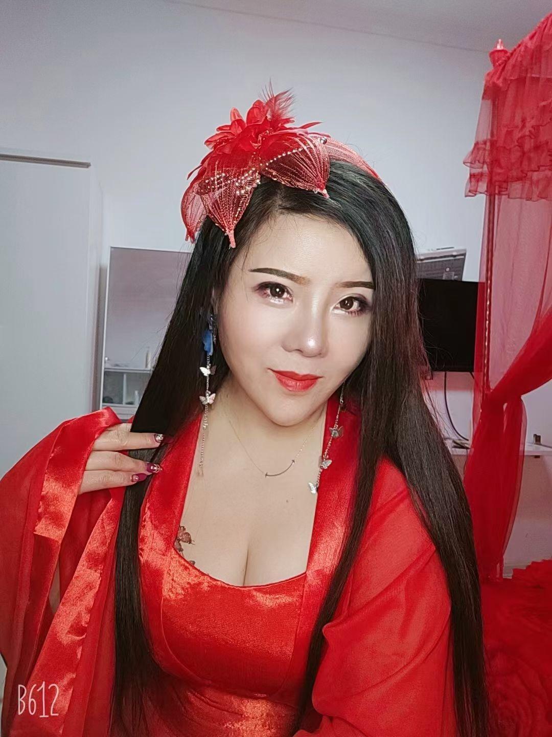 服务超多的少妇小姐姐 第3张
