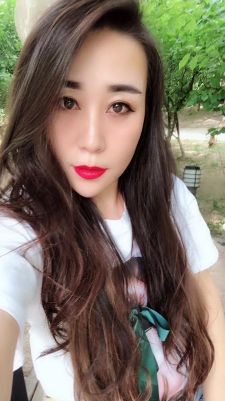 性感轻熟女 第1张