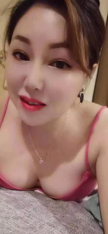 肤滑水多丰满轻熟女 第1张