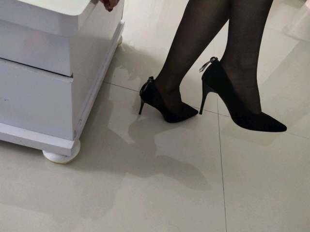 运动公园少妇小小 第2张