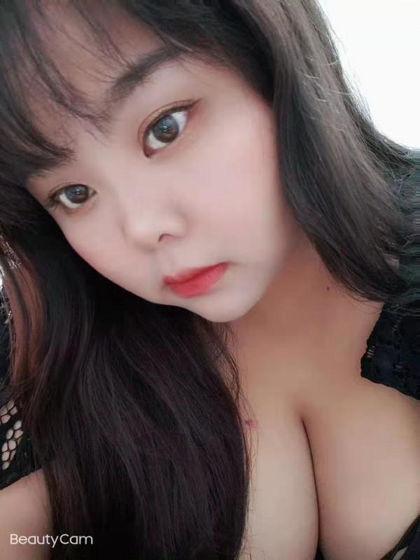 天然40H杯小姐姐 第1张