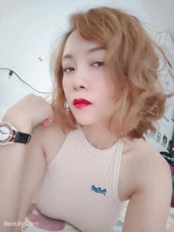 海口性感人妻 第1张