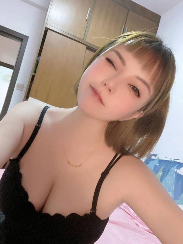 宝山甜美系小姐姐 第2张