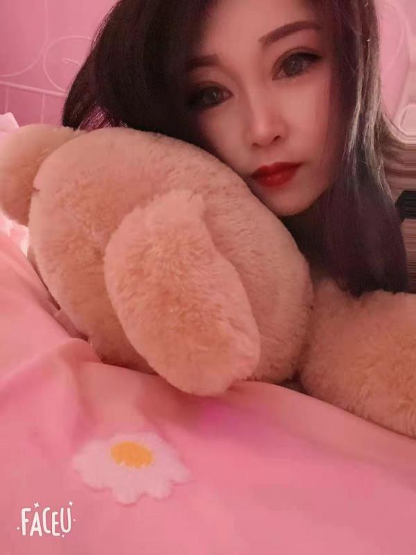 旧宫地铁站小骚鑫鑫 第1张