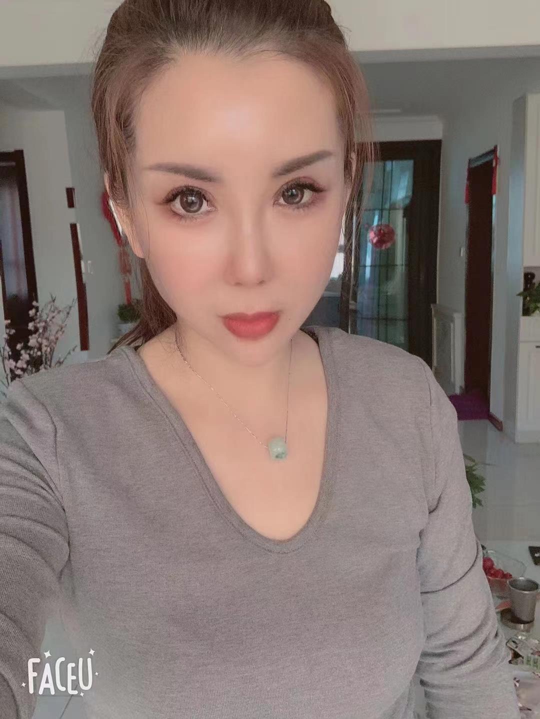 值得一试的美女 第4张