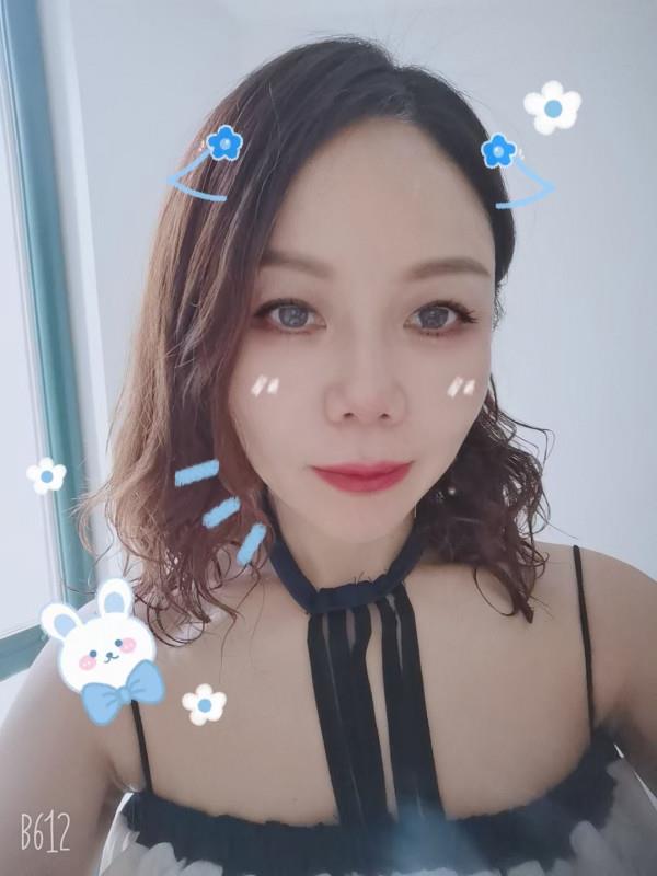 激情少妇花样多 第1张