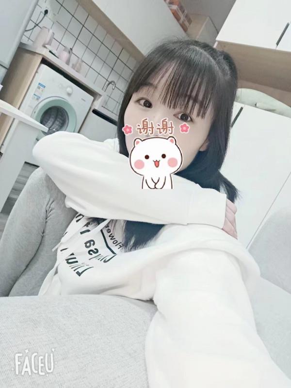 成都年轻小姐姐 第1张