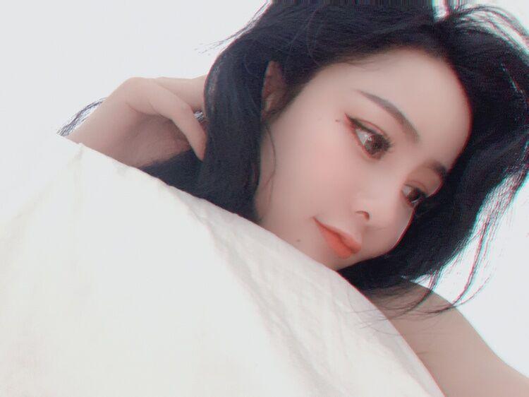 缠绵的吻 第2张