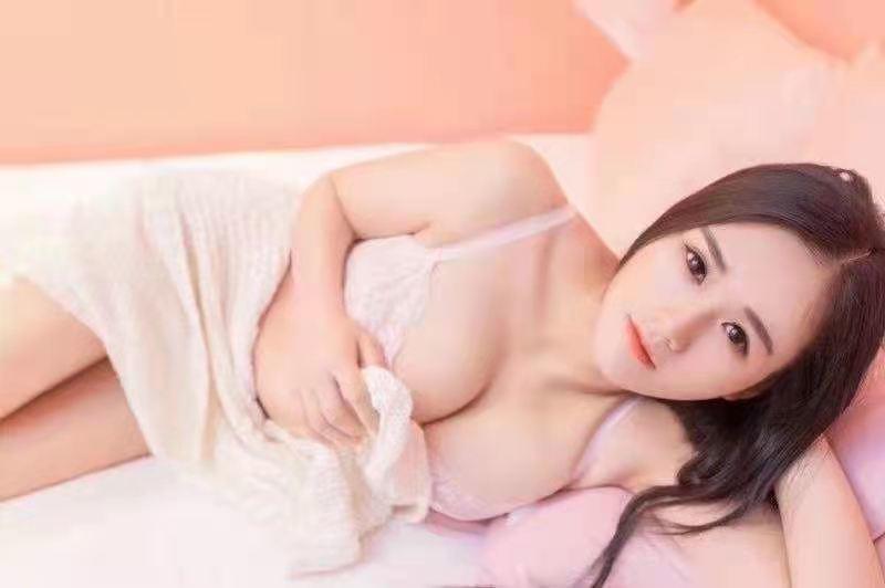 红谷滩万达漂亮妹子 第1张