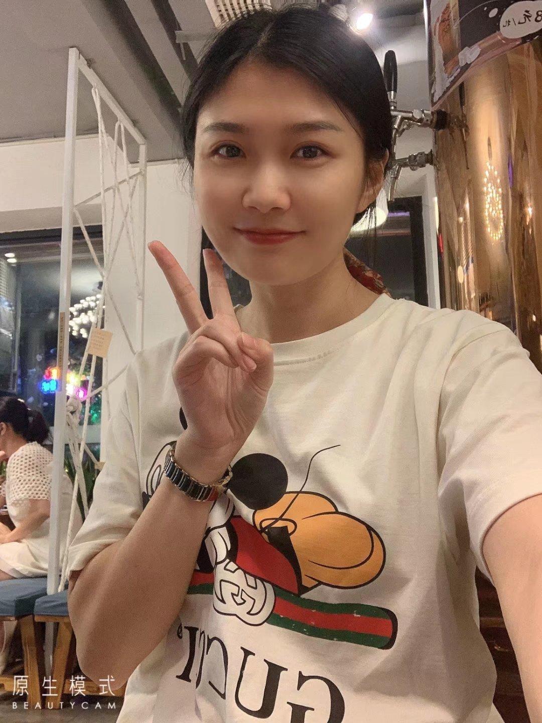 新人川妹子刚下水。白净，胸大，苗条 第1张