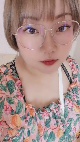 肉感妹子89的，没生过孩子，水多，叫声真实 第1张