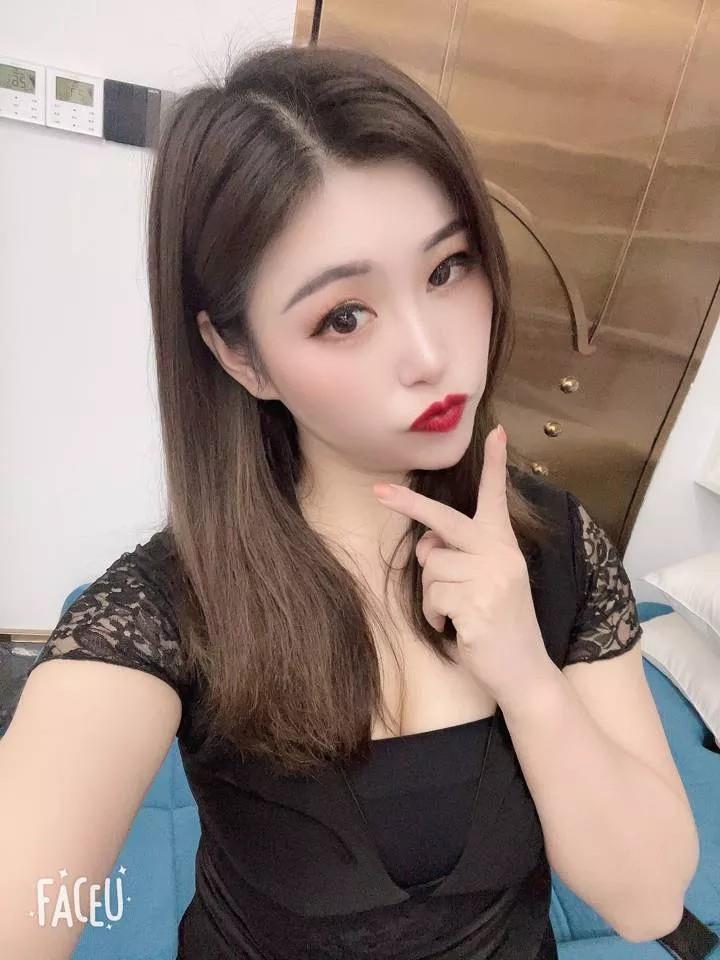 雁塔区美少妇 第1张