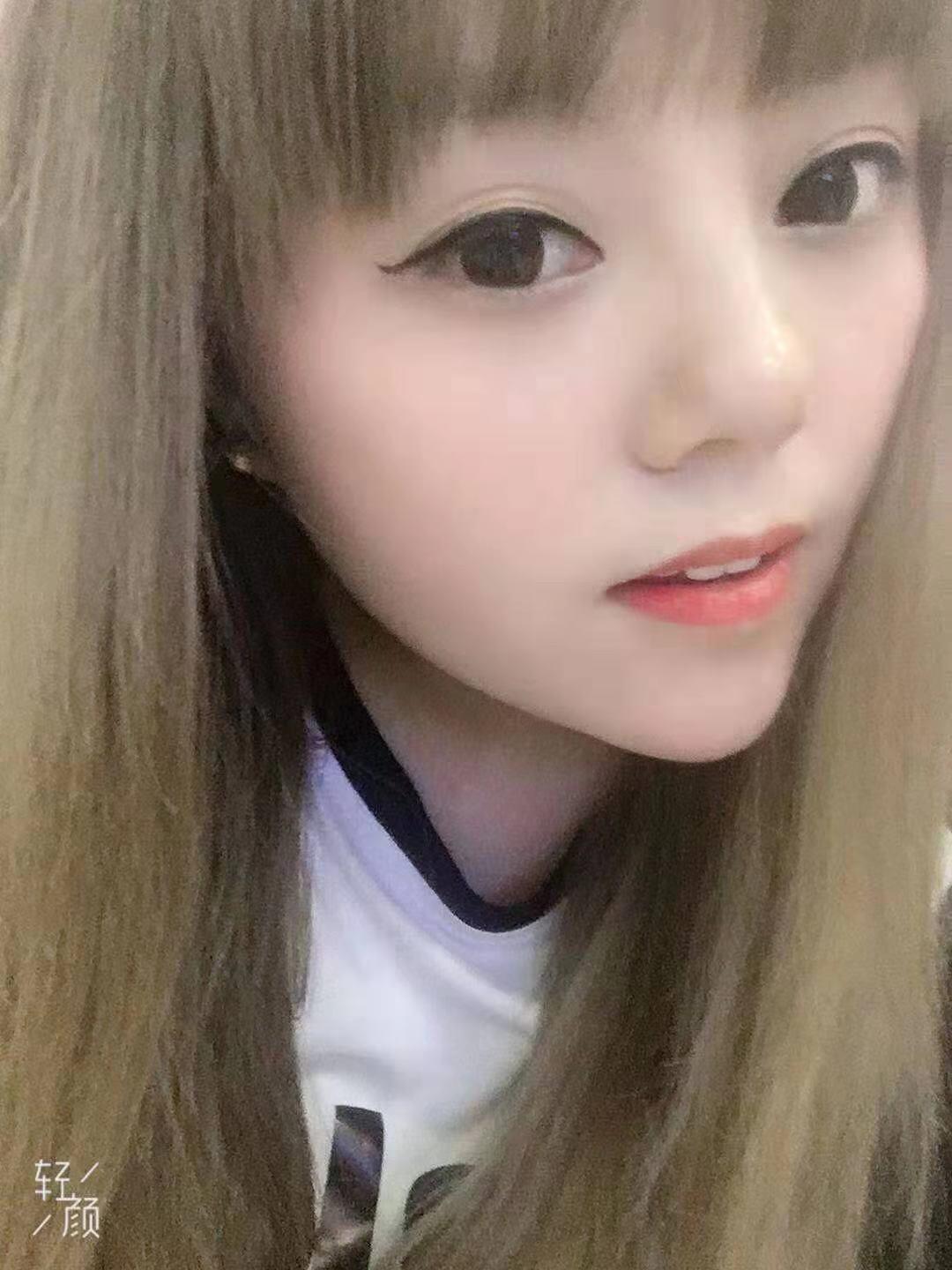 99年小嫩妹！娇小！胸大！粉嫩 第2张