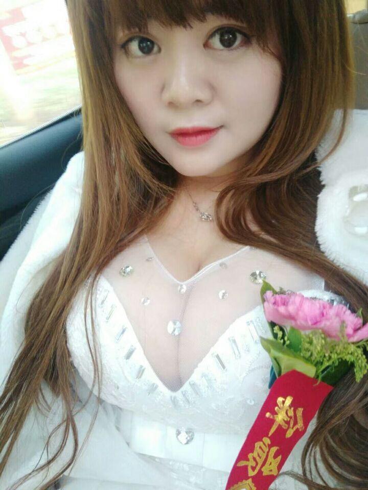 巨乳服务好的MM 第1张